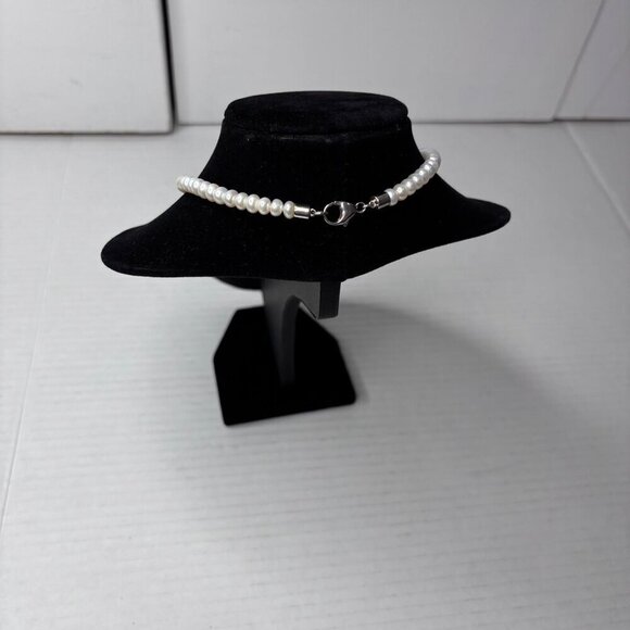 HONORA COLLECTION Fresh Water Floating Pearl Pendant Necklace - Picture 5 of 9